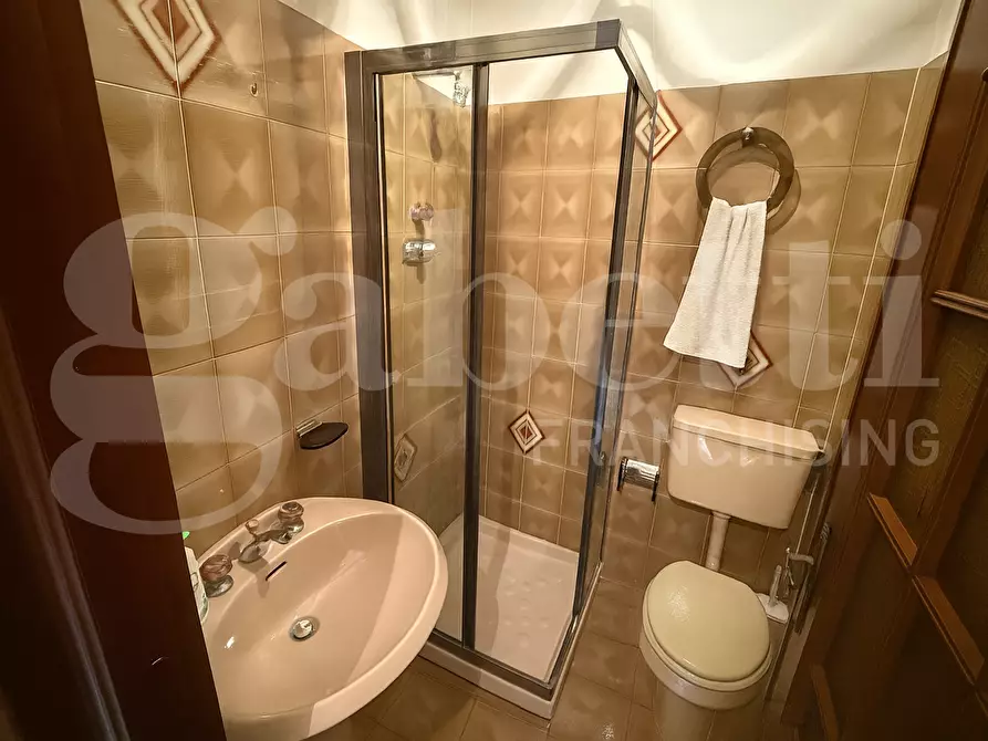 Immagine 29 di Appartamento in vendita  in Via Vittorio Emanuele II, 18 a Chieri