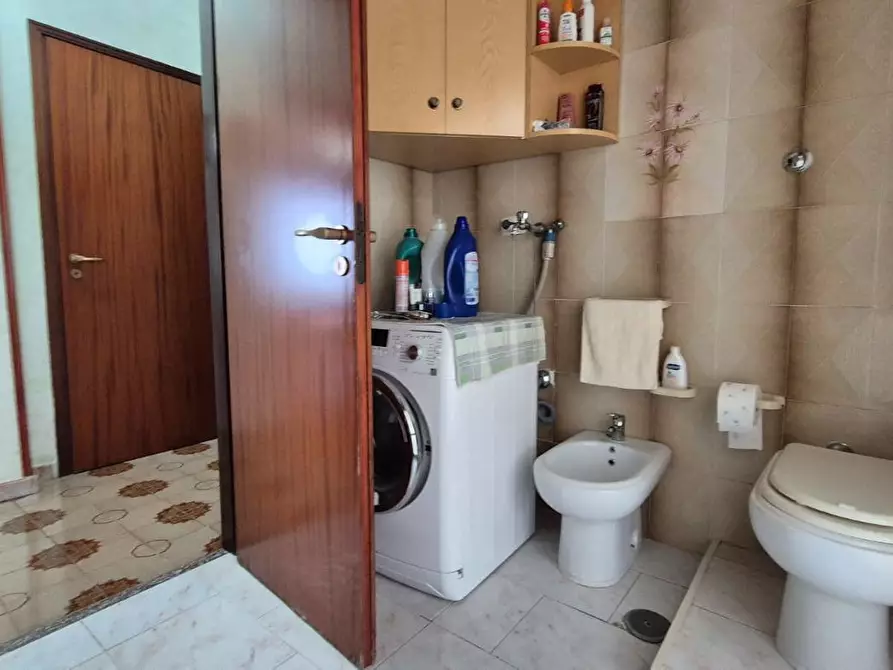 Immagine 26 di Appartamento in vendita  in Via Carminiello, 21 a Torre Annunziata