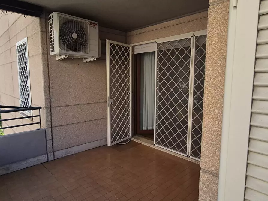 Immagine 20 di Appartamento in vendita  in Via dell'orsa minore, 73 a Roma