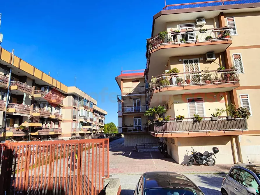 Immagine 1 di Appartamento in vendita  in Via GIUSSO a Bari