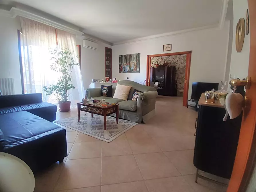 Immagine 2 di Appartamento in vendita  in Viale 2 GIUGNO a San Severo