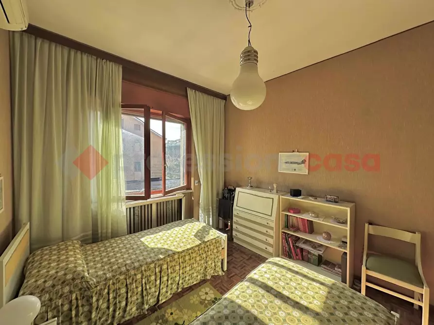 Immagine 39 di Villa in vendita  in Via Delle Robinie a Opera