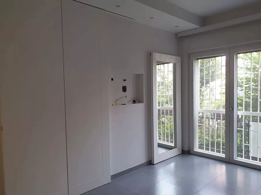 Immagine 10 di Appartamento in vendita  in Via G. FANELLI a Bari