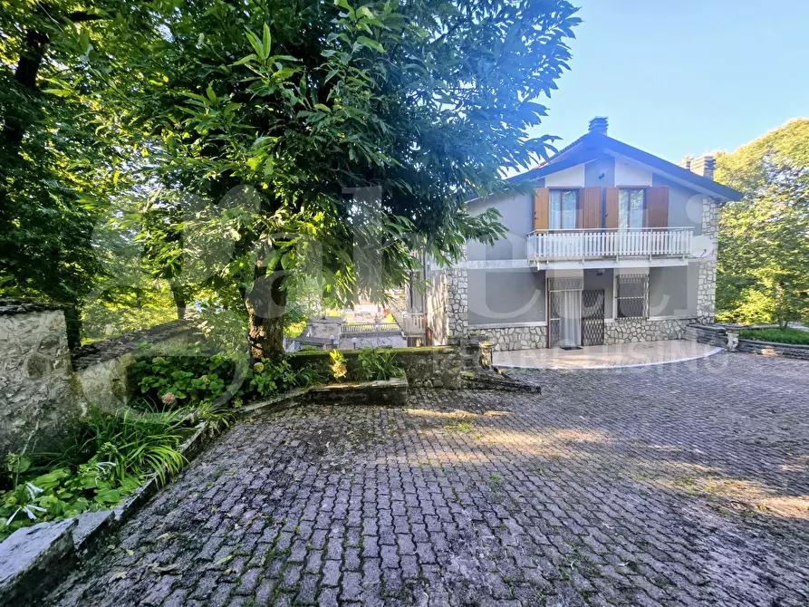 Immagine 1 di Villa in vendita  in Via Roccamassima a Segni