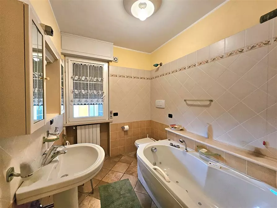 Immagine 19 di Villa in vendita  in Via SFORZA, 1 a Montignoso