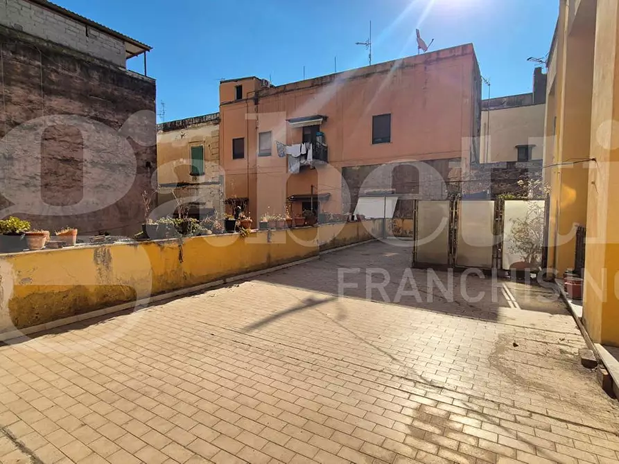 Immagine 23 di Appartamento in vendita  in Piazza Ernesto Cesaro, 13 a Torre Annunziata