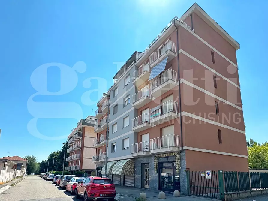 Immagine 1 di Appartamento in vendita  in Via Dante di Nanni a Grugliasco