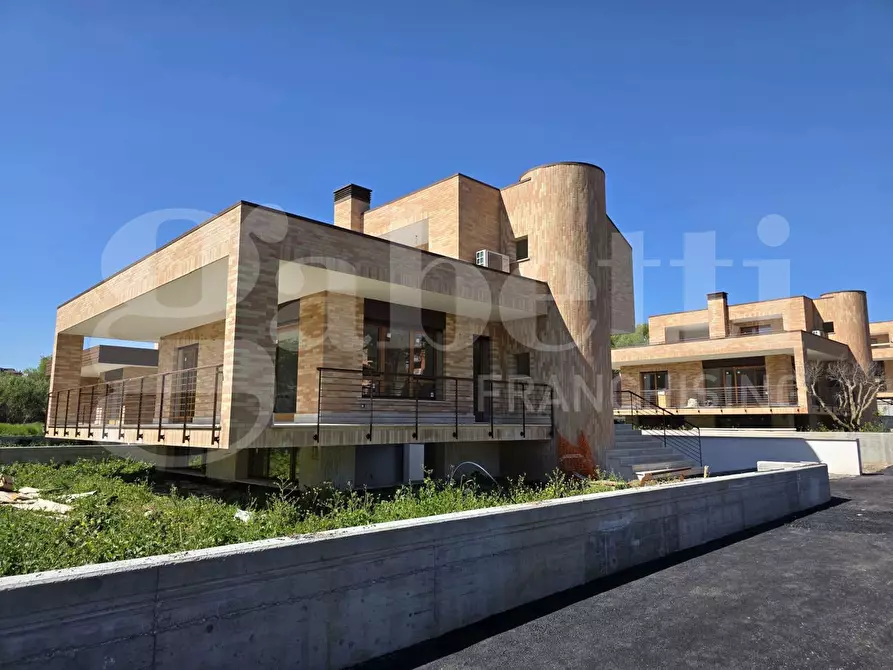 Immagine 38 di Villa in vendita  in Vicolo Del Conte, 70 a Roma