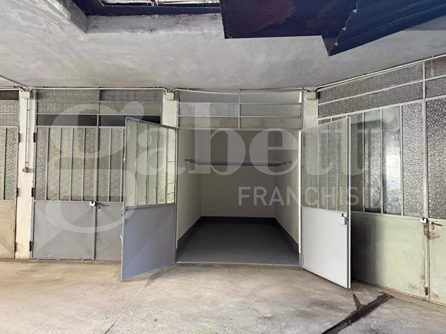 Immagine 3 di Box auto in vendita  in Via Frejus a Grugliasco