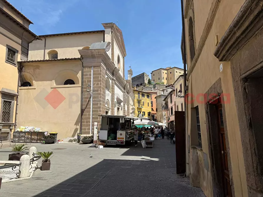 Immagine 29 di Appartamento in vendita  in Vicolo Primo della Portella, 2 a Paliano