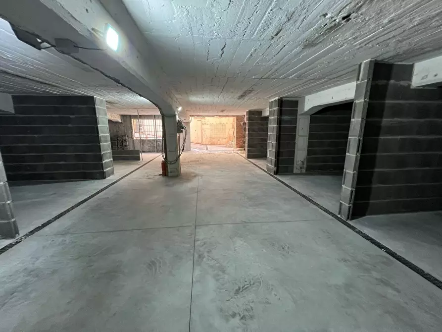 Immagine 4 di Box auto in vendita  in Via Camillo Casarini, 4 a Bologna