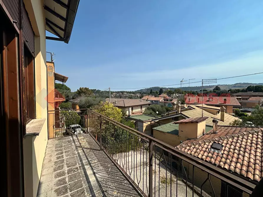 Immagine 6 di Appartamento in vendita  in Via Vecchia di Marino a Grottaferrata