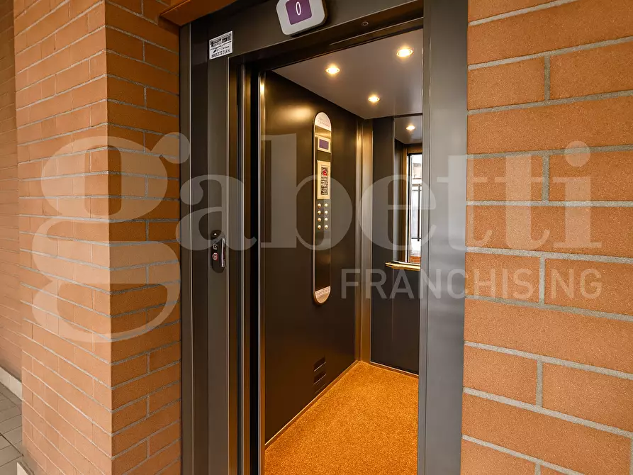 Immagine 8 di Appartamento in vendita  in Via Zara, 30/ter a Moncalieri