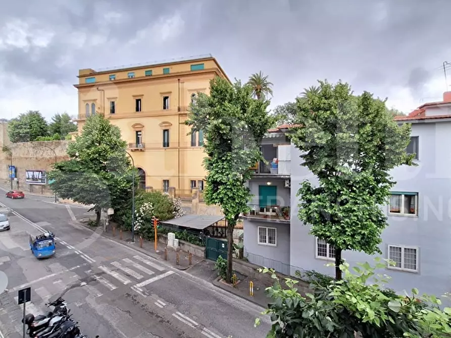 Immagine 1 di Appartamento in vendita  in Via Pietro Castellino a Napoli