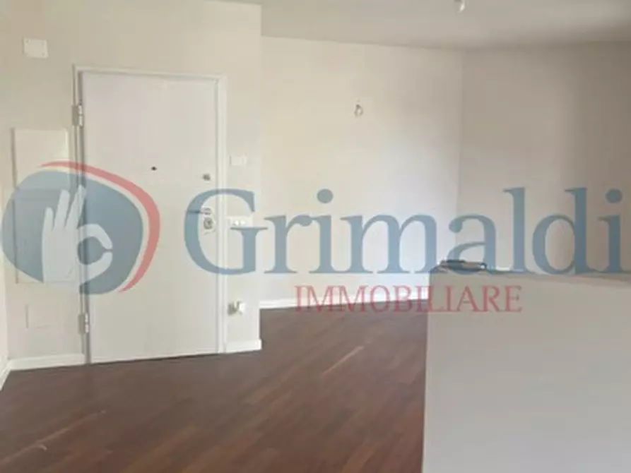 Immagine 1 di Appartamento in vendita  in Piazza attias a Livorno