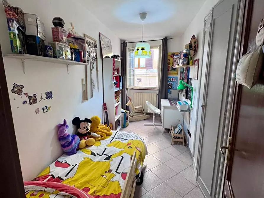 Immagine 15 di Appartamento in vendita  in Via BORGO DEL PONTE, 123 a Massa