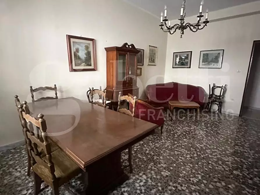 Immagine 2 di Appartamento in vendita  in Via Viterbo a Ostuni