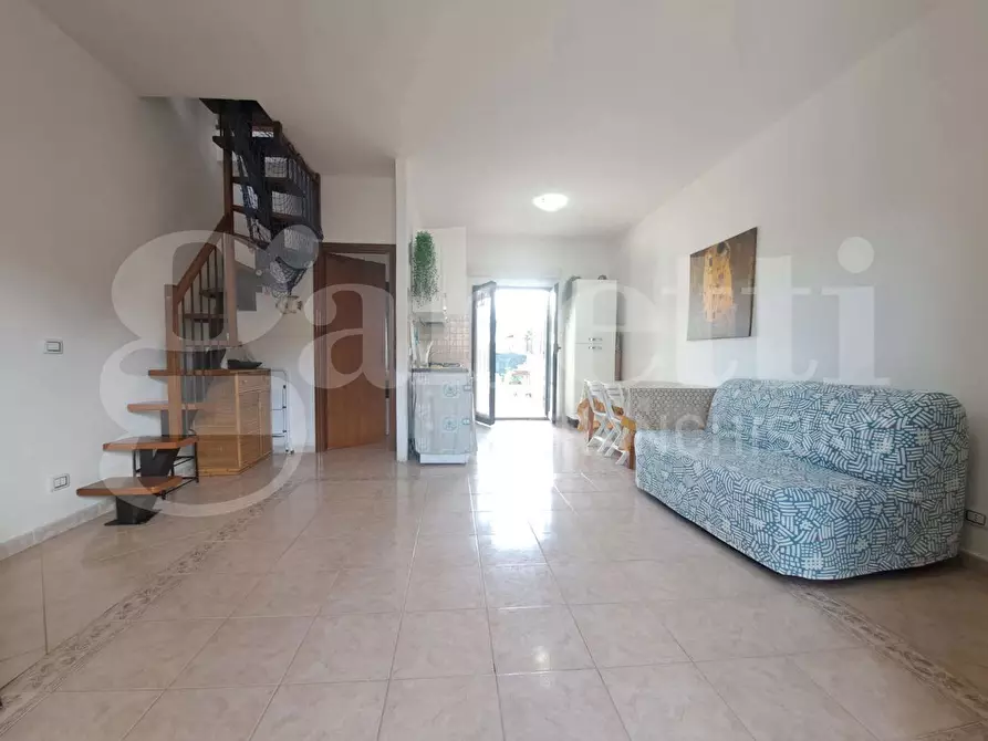 Immagine 5 di Villetta a schiera in vendita  in Via Dei Tassi, 37 a Ardea