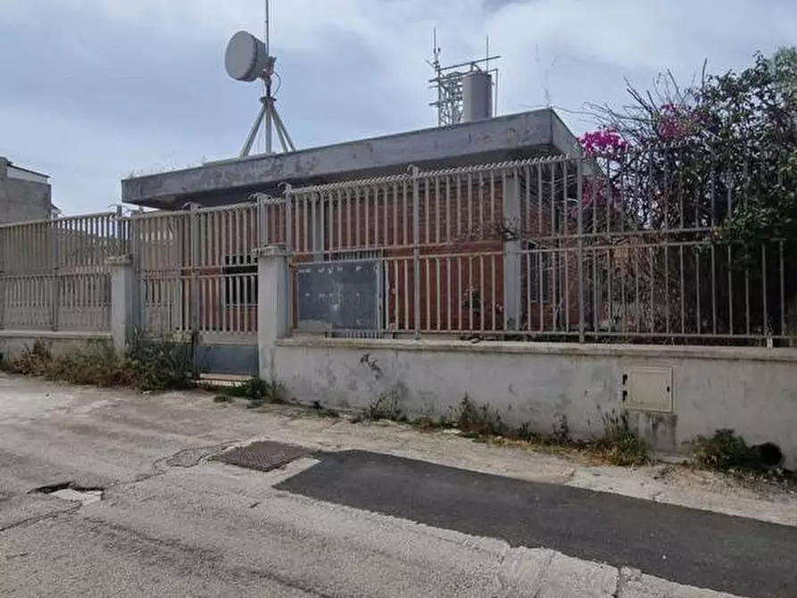 Immagine 4 di Palazzo in vendita  in Via Beatrice Cava d'Aliga, 6 a Scicli