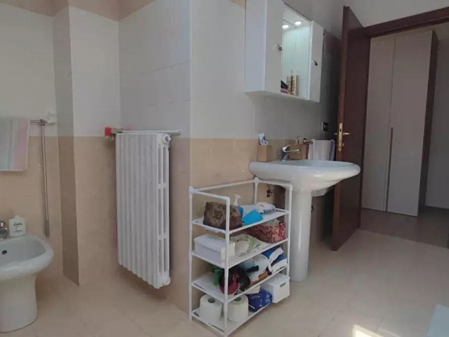 Immagine 23 di Appartamento in vendita  in Via NILDE IOTTI, 3 a Locate Di Triulzi