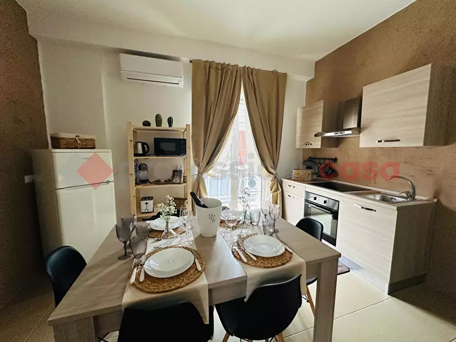 Immagine 10 di Casa indipendente in vendita  in Via ROMA, . a Monopoli