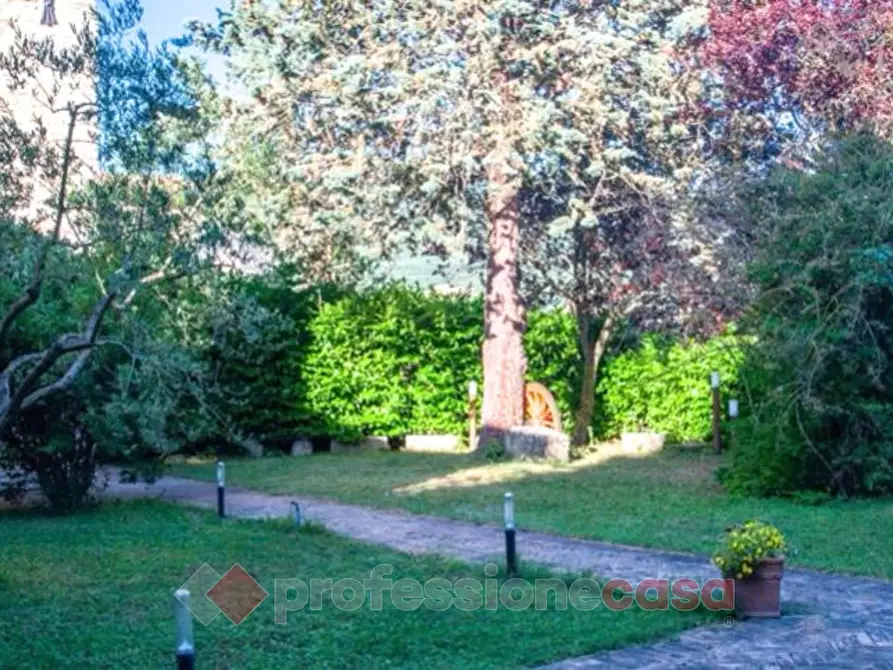 Immagine 15 di Appartamento in vendita  in Via Vocabolo Molina a Nocera Umbra
