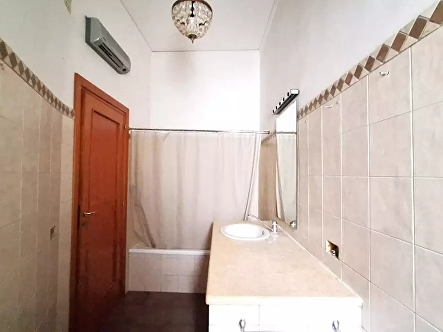 Immagine 19 di Appartamento in vendita  in Via Bernardo Tanucci a Napoli