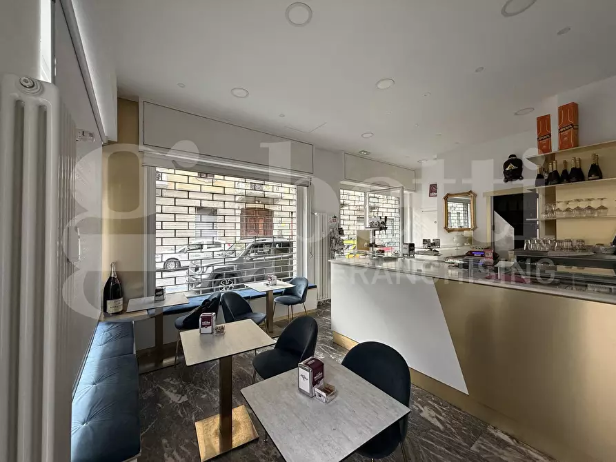 Immagine 1 di Bar / Ristorante in vendita  in Via San Secondo a Torino