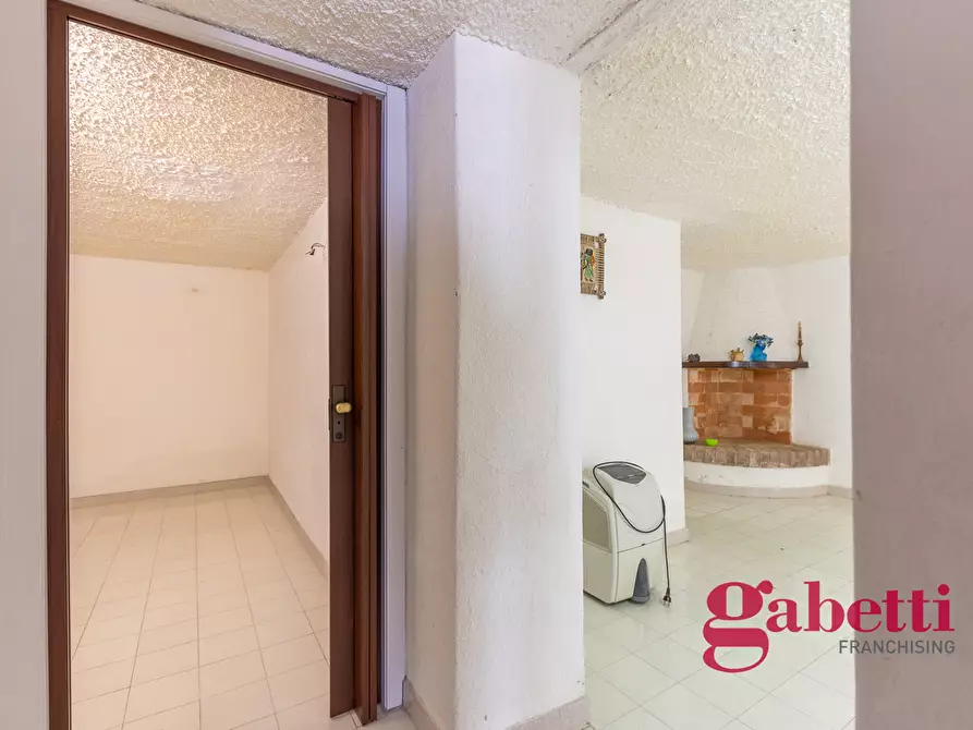 Immagine 35 di Villa in vendita  in Via Terracina, 80 a San Felice Circeo