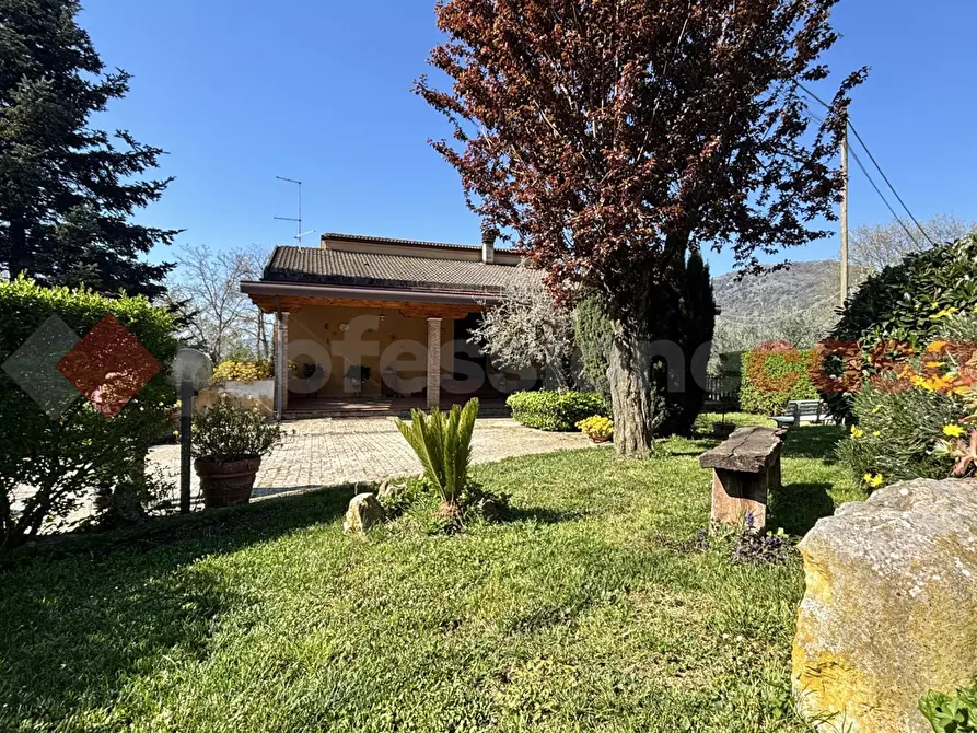 Immagine 9 di Casa bifamiliare in vendita  in Strada VICINALE VALLE D'UOVO, 7 a Fumone
