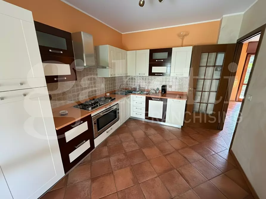 Immagine 6 di Villa in vendita  in Via Fratelli Cervi a Beinasco