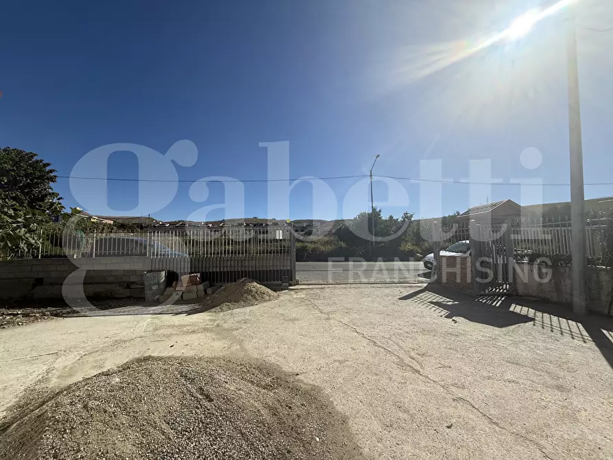 Immagine 38 di Casa indipendente in vendita  in Viale MAGNA GRECIA, 128/B a Catanzaro