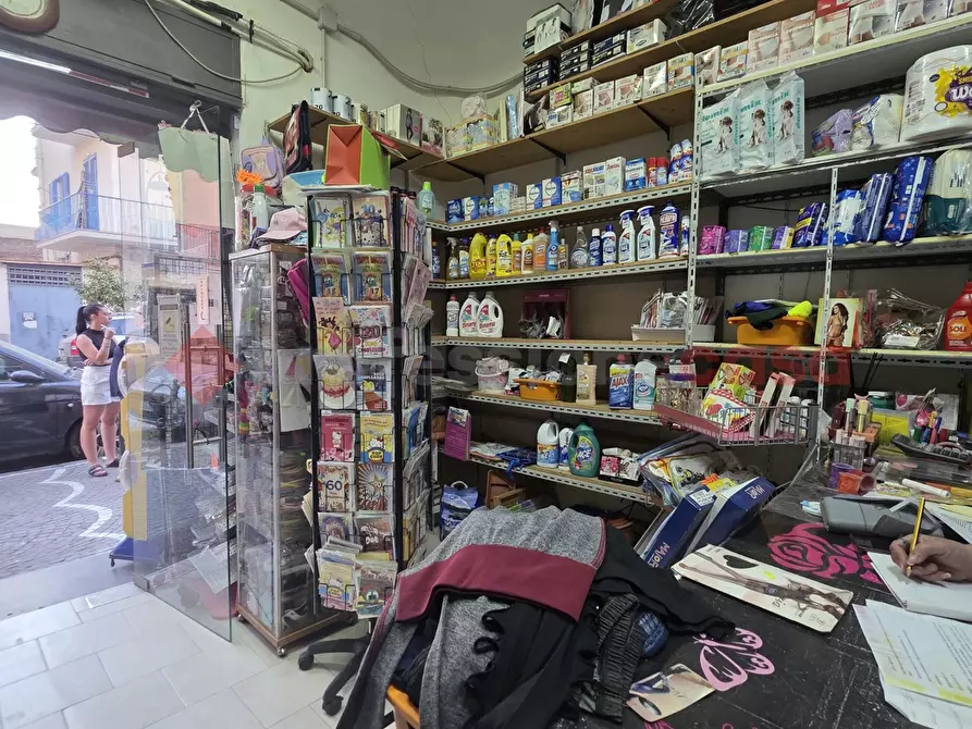 Immagine 6 di Attività commerciale in vendita  in Via Bernardino Martirano, 2/A/b a Napoli