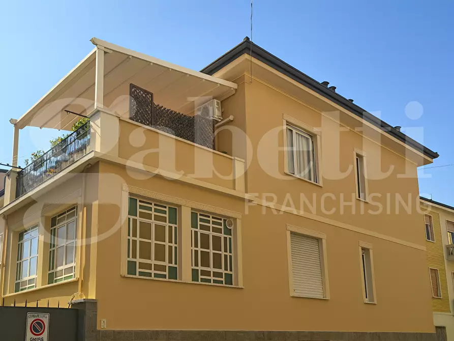 Immagine 5 di Attico in vendita  in Vicolo Denina, 1 a Moncalieri