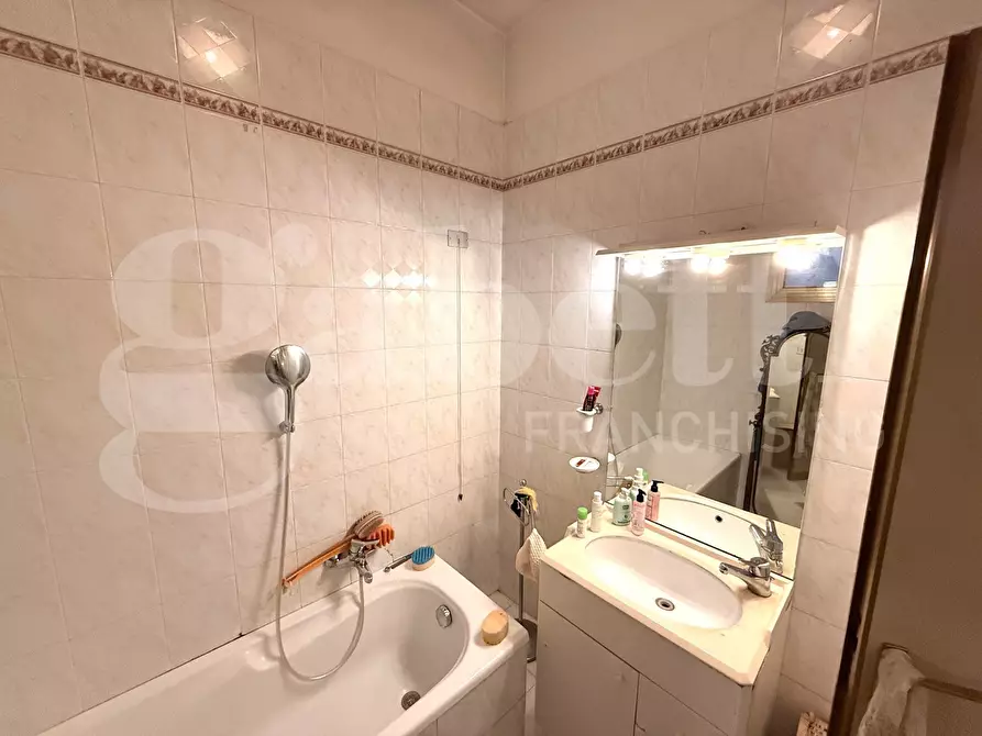 Immagine 15 di Appartamento in vendita  in Via Andrea Solario, 86 a Roma