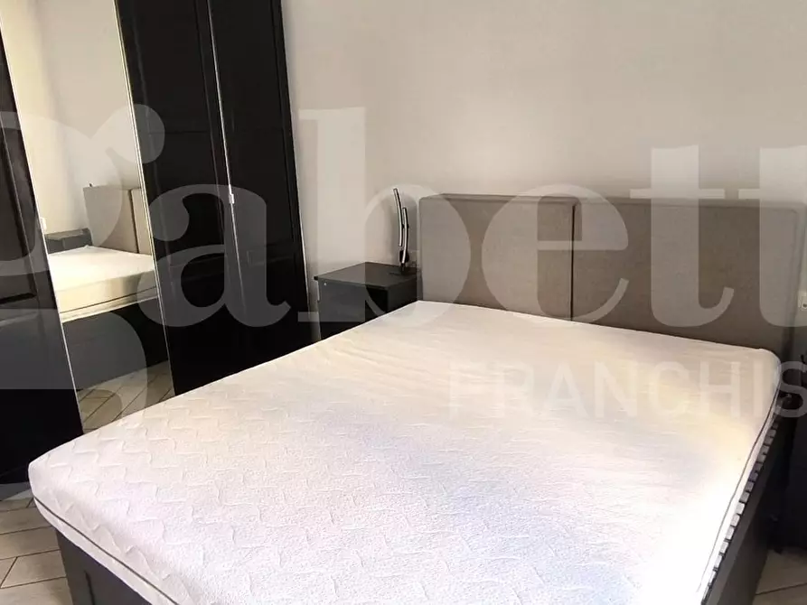 Immagine 10 di Appartamento in vendita  in Via Sant' Attanasio a Napoli