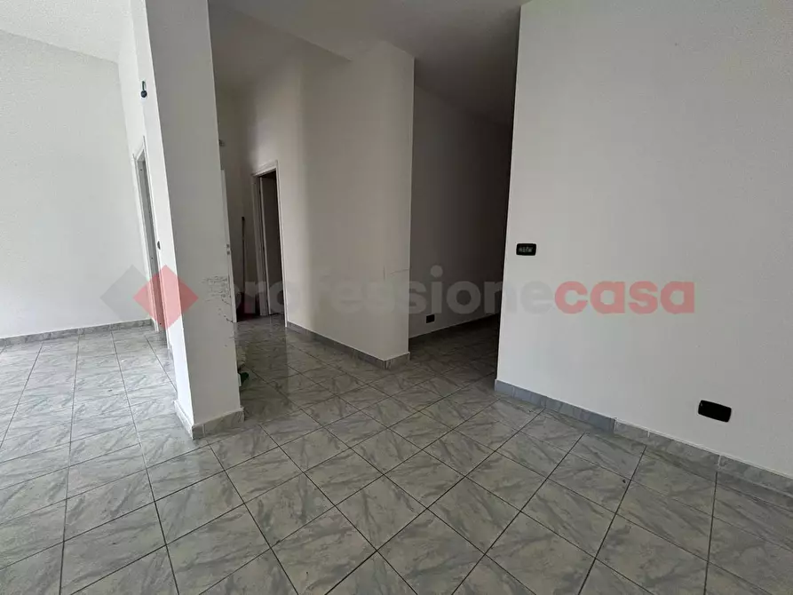 Immagine 3 di Attività commerciale in affitto  in Viale CANDELARO, 66 F/G a Foggia