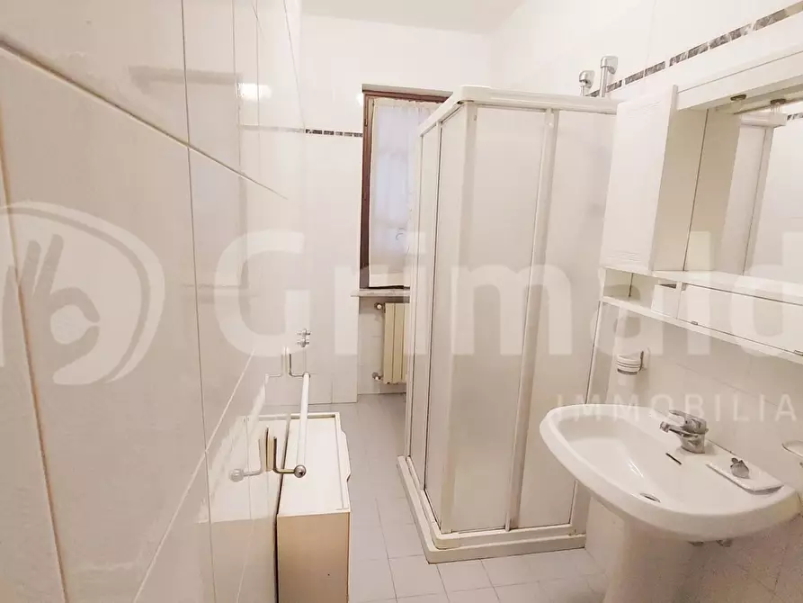 Immagine 8 di Villetta a schiera in vendita  in Via SAN LEONARDO, 1 a Massa