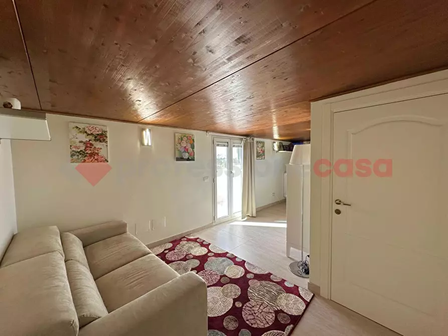 Immagine 47 di Villa in vendita  in Via Delle Robinie a Opera