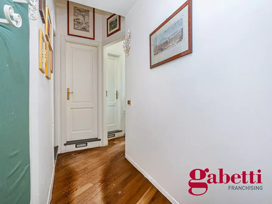 Immagine 10 di Appartamento in vendita  in Via Torquato Tasso, 343 a Napoli