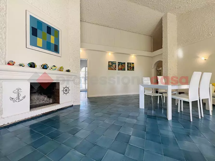 Immagine 5 di Villa in vendita  in Via TERRACINA, 50 a San Felice Circeo