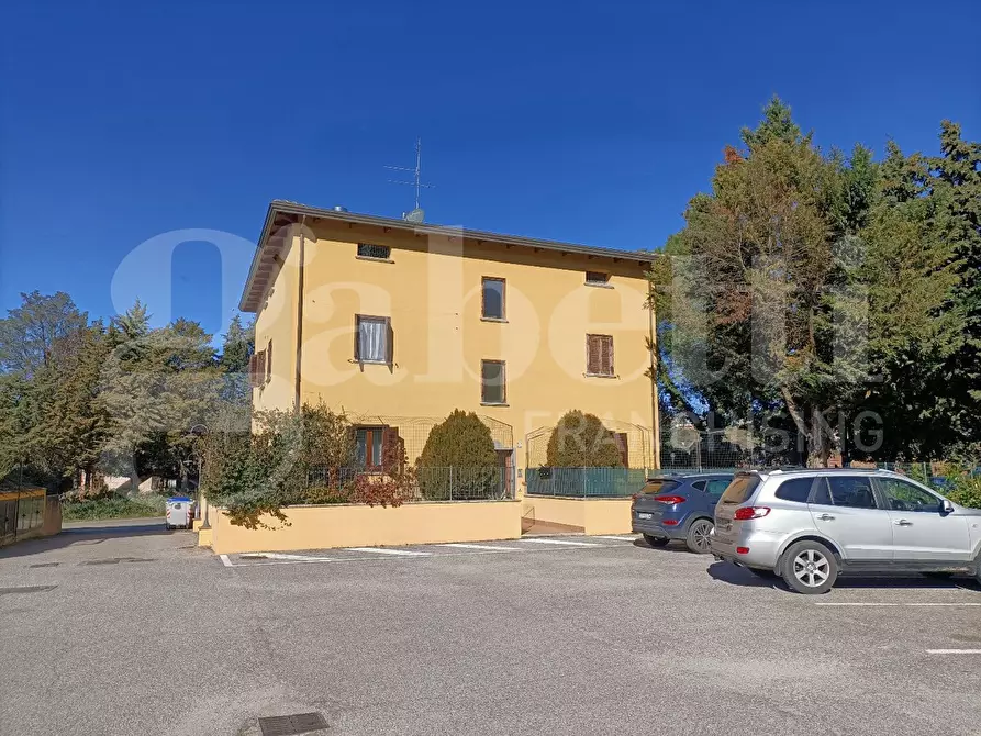 Immagine 4 di Appartamento in vendita  in Via ROMA, 1 a Torgiano