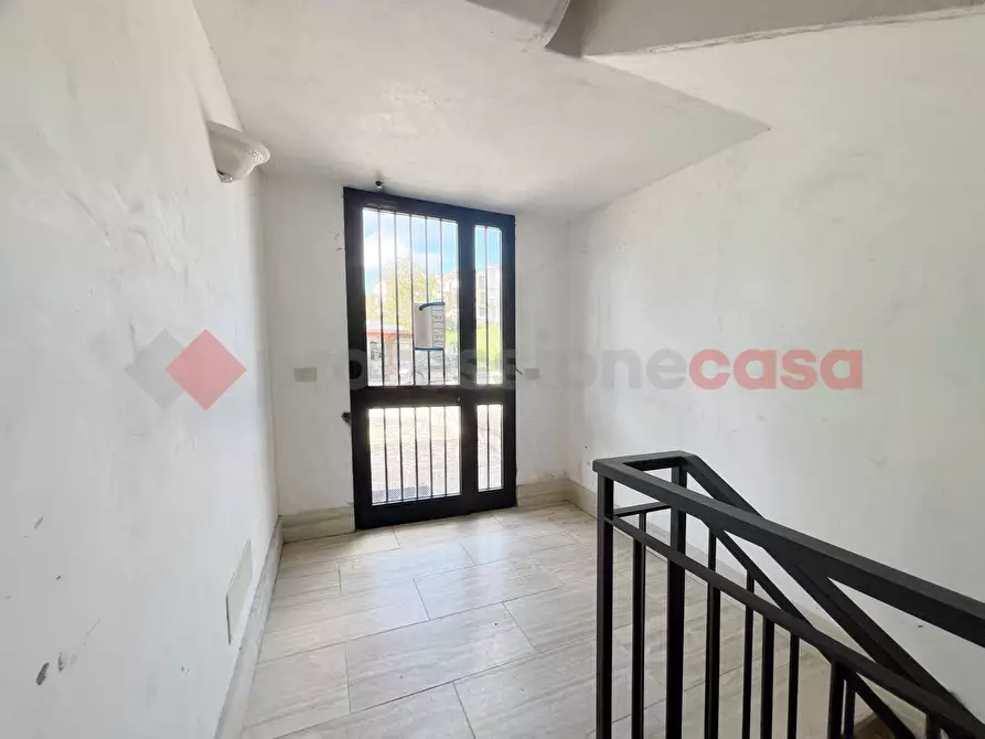 Immagine 12 di Negozio in vendita  in Via Marsicana, 51 a Pescorocchiano