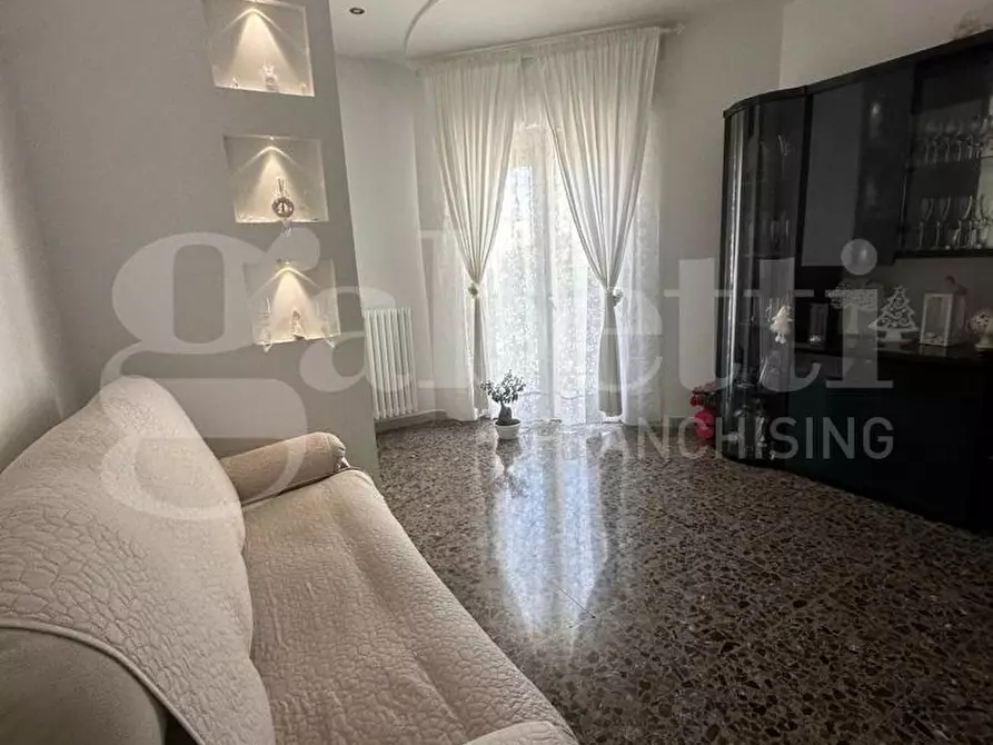 Immagine 7 di Appartamento in vendita  in Via Raffaele Braico a Ostuni