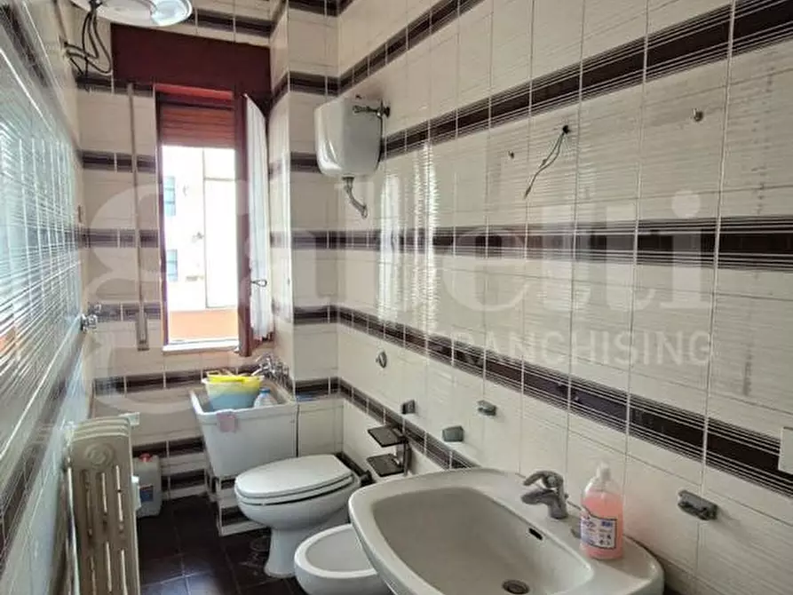 Immagine 34 di Appartamento in vendita  in Via Gino Alfani, 28 a Torre Annunziata