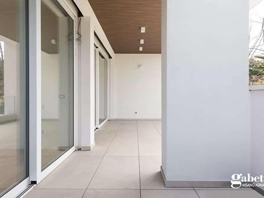 Immagine 8 di Attico in vendita  in Viale castrocaro, 78 a Riccione