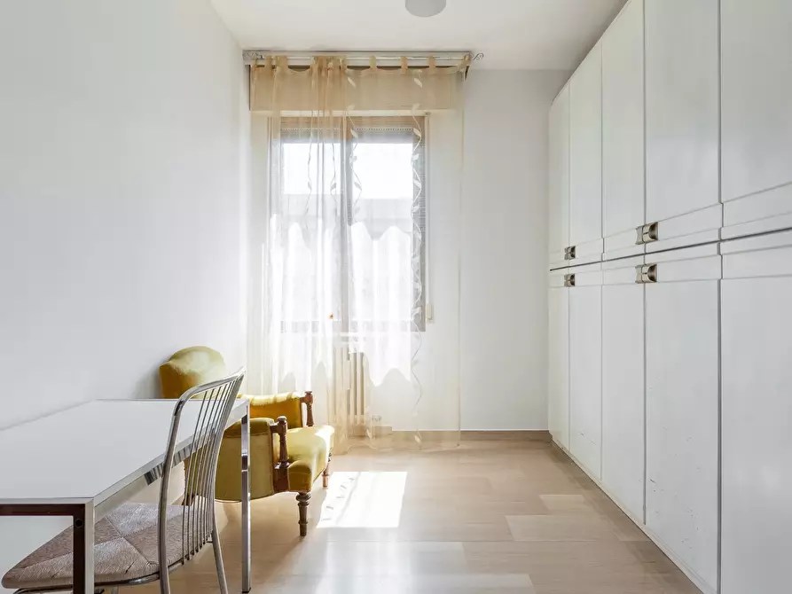 Immagine 13 di Appartamento in vendita  in Viale Roma, 13 a Bologna