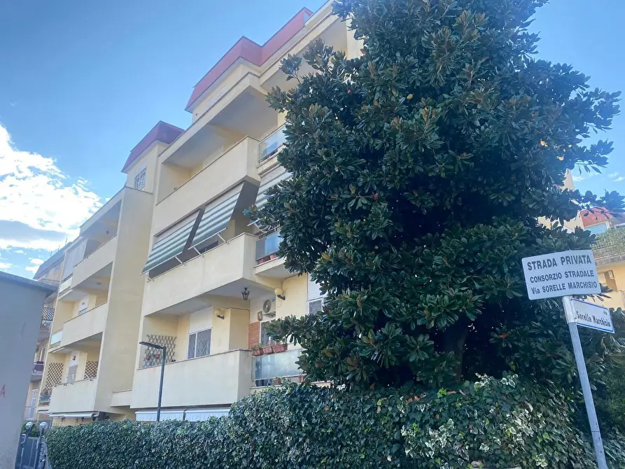 Immagine 16 di Appartamento in affitto  in Via Della Pineta Sacchetti, 100 a Roma