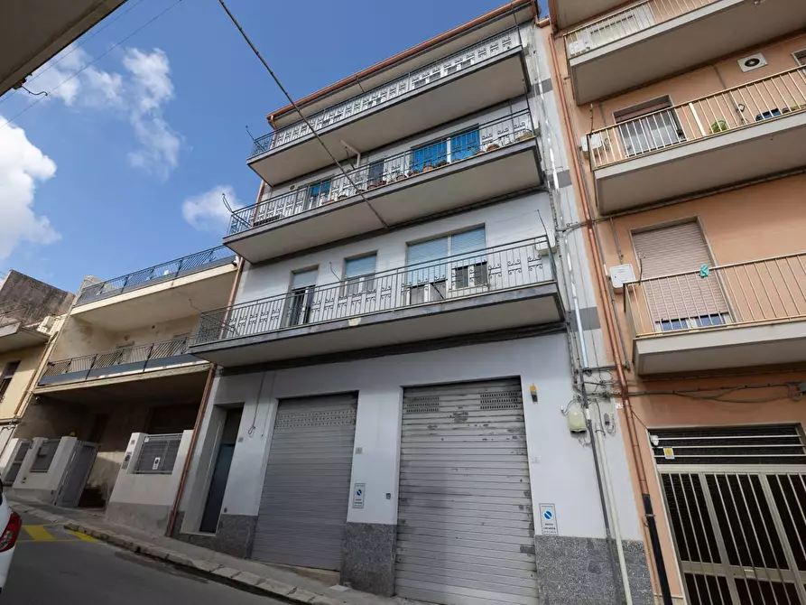 Immagine 1 di Appartamento in vendita  in Via OBERDAN, 10 a Ragusa