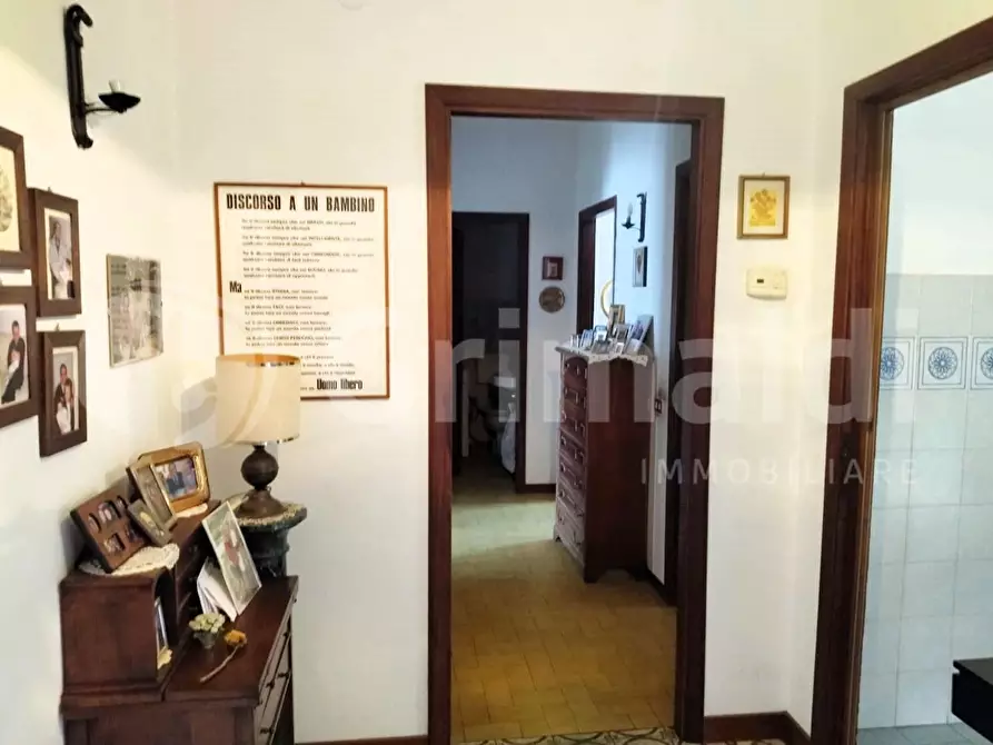 Immagine 7 di Appartamento in vendita  in Via BENEDETTO CROCE, 17 a Massa